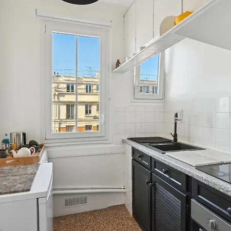 - La Defense Apartment Courbevoie
