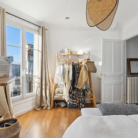 - La Defense Apartment Courbevoie
